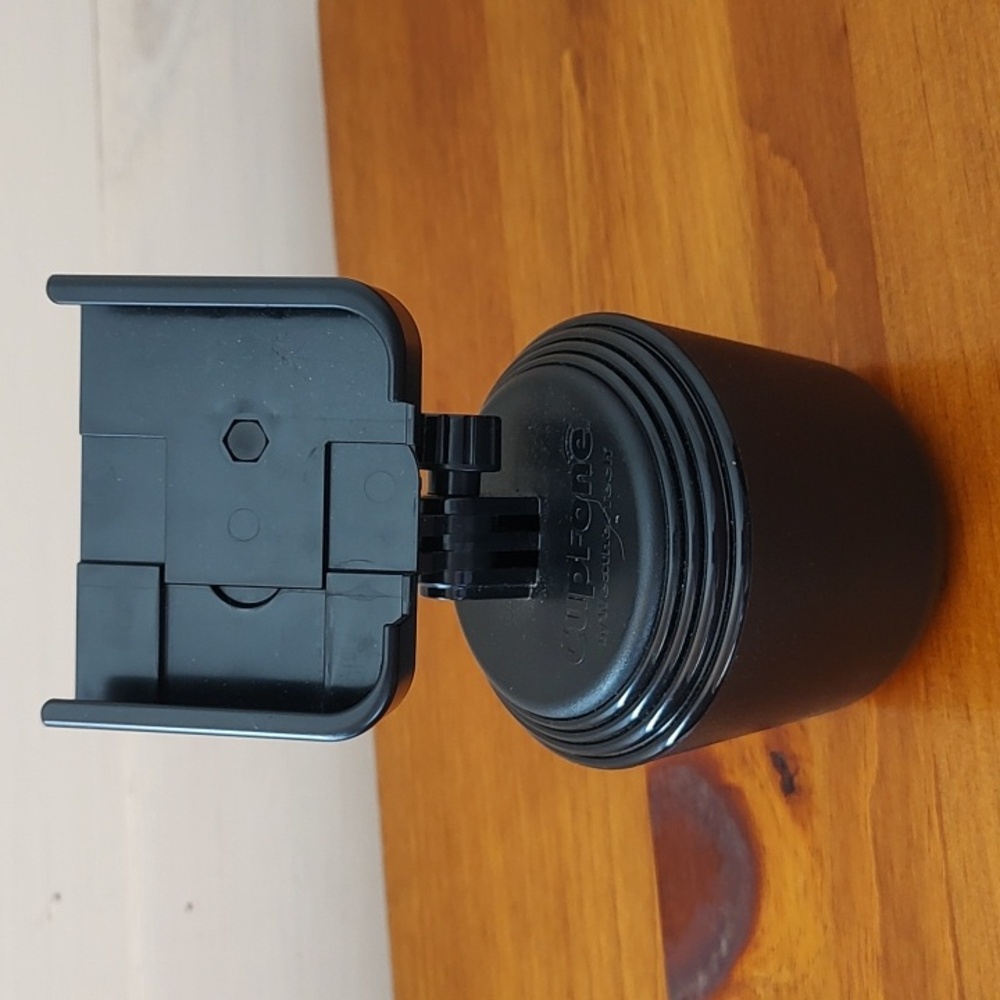 Weather Tech Black‎ Adjustable Phone Holder